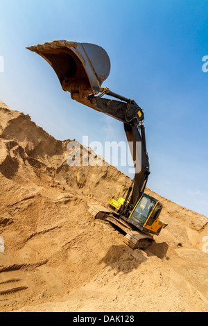 Chargement camion Dumper pelle grand angle extrême Banque D'Images