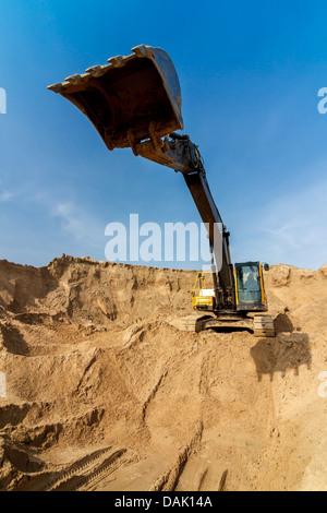 Chargement camion Dumper pelle grand angle extrême Banque D'Images