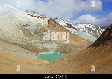 Le glacier et la Laguna de los Tempanos au nord-est du côté du Cerro San Lorenzo, l'Argentine, Patagonie Banque D'Images