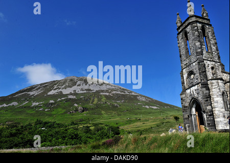 Dunlewey Église d'Irlande et le Mont Errigal, comté de Donegal, Irlande Banque D'Images