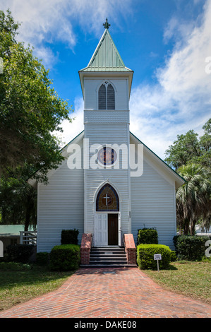 McIntosh historique Église méthodiste (c.1888), rural pittoresque église de Floride de conception simple situé dans McIntosh, en Floride. Banque D'Images