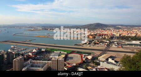 Vue de l'atterrissage et La Linea, Gibraltar Banque D'Images