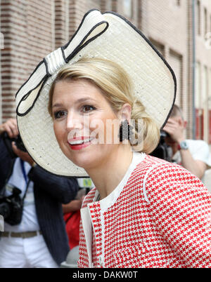 La princesse maxima des Pays-Bas arrive pour l'ouverture de l'exposition 'MAxima, 10 ans aux Pays-Bas' à Apeldoorn, aux Pays-Bas, le 7 mai 2011. L'exposition présente les faits saillants de la princesse Maxima au cours des 10 dernières années en tant que Princesse des Pays-Bas en affichant des images et ses vêtements. La princesse Maxima a 40 ans le 17 mai. Photo : Patrick van Katwijk Banque D'Images