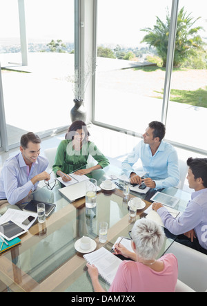 Business people working in office Banque D'Images