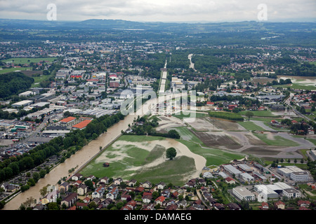 Kolbermoor à fleuve Mangfall inondé en juin 2013, l'Allemagne, Bavière, Rosenheim, Kolbermoor Banque D'Images