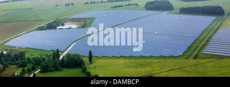 Système photovoltaïque à grande échelle, l'Allemagne, Bavière, Pocking Banque D'Images