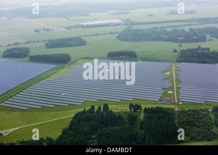 Système photovoltaïque à grande échelle, l'Allemagne, Bavière, Pocking Banque D'Images