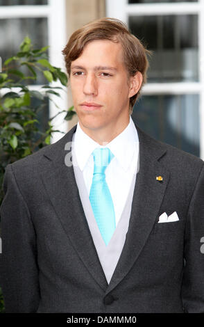 Le Prince Louis assiste à la célébration de la Journée nationale avec un Te Deum à l'Cathredral defilee de Luxembourg et de l'Ave de la Liberte au Luxembourg, Luxembourg, le 23 juin 2011. Photo : Albert van der Werf Pays-bas OUT Banque D'Images