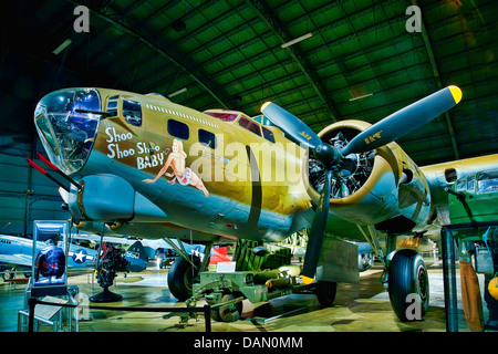 Shoo Shoo Baby est le nom d'un B-17 Flying Fortress Dans la seconde guerre mondiale, conservés et exposés au public à Wright Patterson AFB Banque D'Images