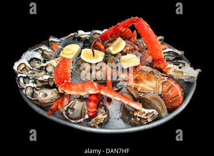 Fruits de mer fruits de mer Crevettes Huîtres française Pervenche Homard Crevettes Crabe Moules Palourdes Pétoncles langoustines Banque D'Images