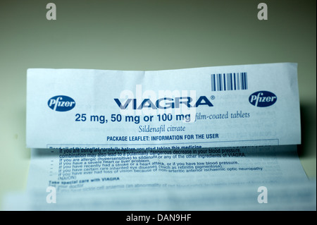 Pfizer viagra Tablets 100mg Sildenafil IMPUISSANCE DYSFONCTION ÉRECTILE Banque D'Images