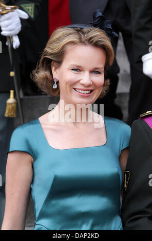 La Princesse Mathilde de Belgique arrive au Te Deum Messe à l'église Saint-Pierre de Louvain dans le cadre de la fête nationale en Belgique, 21 juillet 2011. Photo : Albert Nieboer / Pays-Bas OUT Banque D'Images