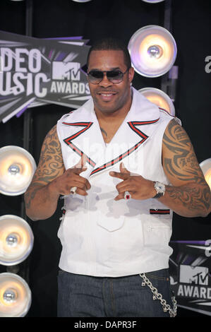 Le rappeur américain Busta Rhymes arrive à la 28e MTV Video Music Awards au Nokia Theatre L.A. Vivre à Los Angeles, USA, le 28. Août, 2011. Photo : Hubert Boesl Banque D'Images