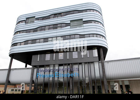 Vue extérieure du nouvel hôpital 'Kinderziekenhuis Prinses Elisabeth' pour les enfants à Gand, Belgique 7 septembre 2011. Photo : Patrick van Katwijk Banque D'Images