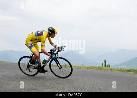 Chorges, France. 17 juillet, 2013. Chris Froome (Sky) en action au cours de l'individu Time-Trial entre Embrun à Chorges. Credit : Action Plus Sport/Alamy Live News Banque D'Images