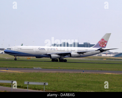 B-18801 China Airlines Airbus A340-313X - le cn 4021 Banque D'Images