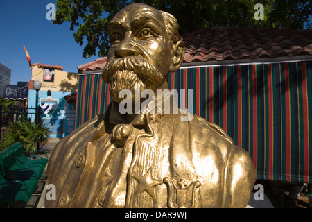 STATUE DE MAXIMO GOMEZ PARK DOMINO 8E RUE LITTLE HAVANA MIAMI FLORIDA USA Banque D'Images