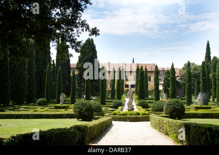 Le Palais et le jardin Giusti (Palazzo e Giardino Giusti), Vérone, Italie. Banque D'Images