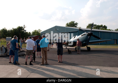 Avion Spitfire Mk XI à Wellesbourne Airfield, UK Banque D'Images