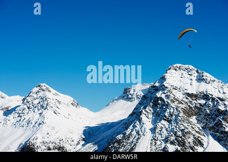 L'Europe, Suisse, Grisons, Arosa Mountain Resort, de parapente Banque D'Images