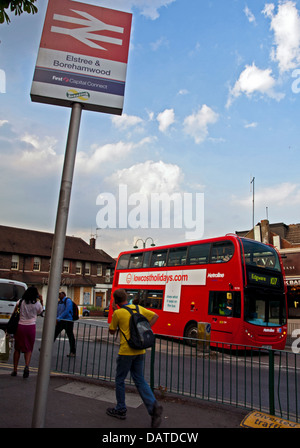 La gare d'Elstree & Borehamwood Elstree Studios proche, Hertfordshire, Angleterre, Royaume-Uni Banque D'Images