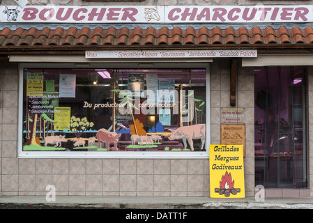 Boutique de bouchers à Chambon-sur-Lignon. Haute-Loire. L'Auvergne. France Banque D'Images