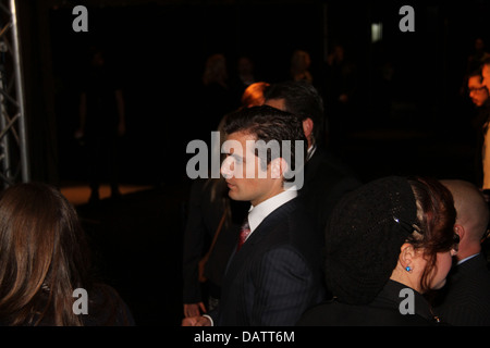 Sur la photo, Henry Cavill, qui joue Superman/Clark Kent arrivant pour la première australienne de l'homme d'acier. Banque D'Images