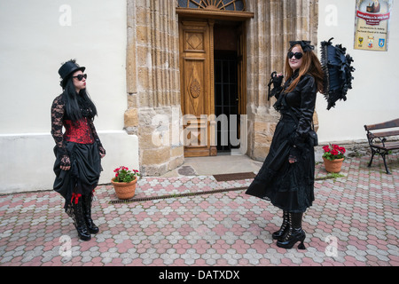 Les participants de Bolkow Château partie gothique, festival dédié à la sous-culture goth, Bolkow en basse Silésie, Pologne Banque D'Images