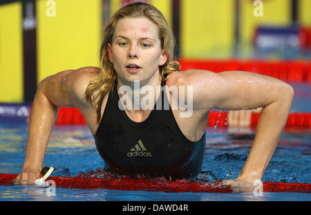 La nageuse allemande Britta Steffen photographié après le 50m nage libre demi-finale de la 12e Championnats du Monde FINA à Melbourne, Australie, le samedi, 31 mars 2007. Photo : Bernd Thissen Banque D'Images