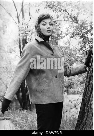 Mode, mode pour femmes, femme portant une veste en cuir Nubuck, 1957, droits supplémentaires-Clearences-non disponible Banque D'Images