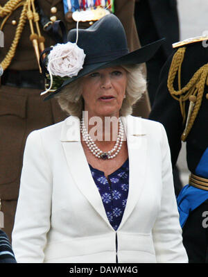 Camilla duchesse de Cornouailles observe le défilé des anciens combattants pour le 25e anniversaire de la conflit des îles Falkland à Londres, Royaume-Uni, 17 juin 2007. Photo : Nieboer (Pays-Bas) Banque D'Images