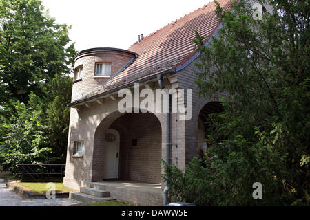 Une annexe du Palais Parkschloss photographié à Berlin, Allemagne, 13 juin 2007. Selon un rapport du quotidien allemand "Berliner Morgenpost" Hollywood Celebrity Tom Cruise a acheté le manoir à base d'hélicoptères et embarcadère. Photo : Rainer Jensen Banque D'Images