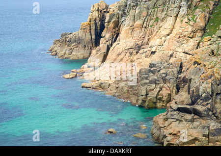 Côte au Loe Porth près de Lands End en Cornouailles, Angleterre, RU Banque D'Images