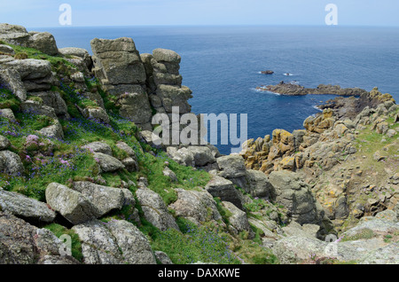 Chemin Côtier du sud-ouest près de Lands End, Cornwall, England, UK Banque D'Images