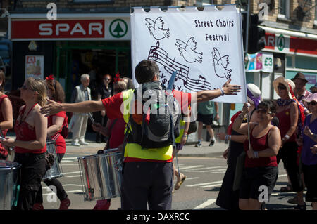 Aberystwyth, Pays de Galles, Royaume-Uni. 20 juillet. Célébrer sa 31e année, le Festival des Choeurs de rue a lieu le week-end dans l'ensoleillée, ville balnéaire d'Aberystwyth. Credit : Barry Watkins/Alamy Live News Banque D'Images