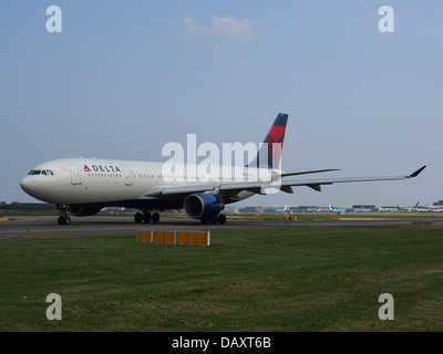 N854W Delta Air Lines Airbus A330-223 - cn 6202 Banque D'Images