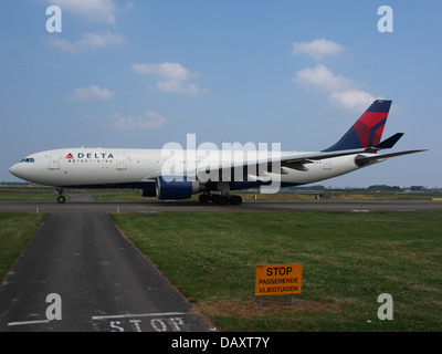 N854W Delta Air Lines Airbus A330-223 - cn 6204 Banque D'Images