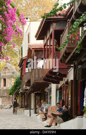 Asien, Türkei, Provinz, Kas, die schmale Gasse mit griechischen Häusern ist die Haupteinkaufsstrasse für Touristen. Banque D'Images