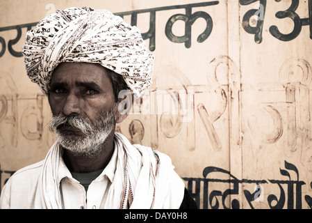 Close-up of a senior man, Pushkar, Ajmer, Rajasthan, Inde Banque D'Images