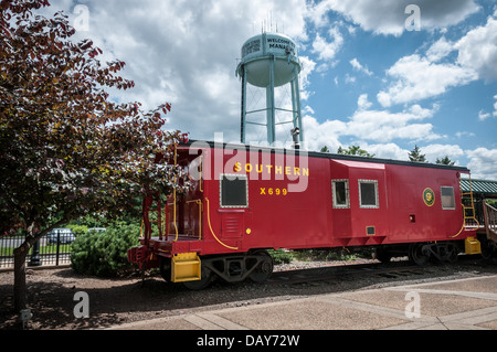 Southern Railroad Caboose en parc, Manassas Railroad Station, Manassas, Virginia Banque D'Images