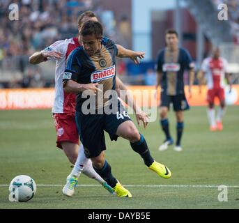 Chester, Pennsylvanie, USA. 20 juillet, 2013. 20 juillet 2013 - Chester, Pennsylvanie, États-Unis - l'Union de Philadelphie DANIEL CRUZ (44) en action lors d'un match à PPL Park à Chester en Pennsylvanie Les équipes ont joué à un 0-0 draw. Credit : Ricky Fitchett/ZUMAPRESS.com/Alamy Live News Banque D'Images