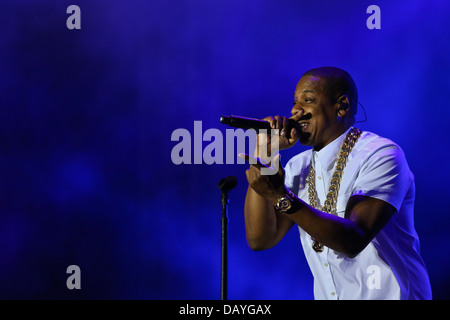 Jay-Z effectue le jour 2 de l'application Yahoo ! Festival 2013 sans fil au Queen Elizabeth Olympic Park le 13 juillet 2013 Banque D'Images