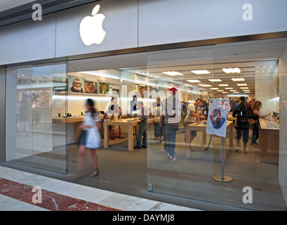 L'Apple Store au centre commercial Brent Cross, London Borough of Barnet, au nord de Londres, Angleterre, Royaume-Uni Banque D'Images