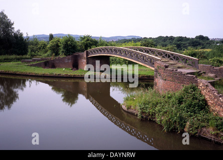 Pont sur Dudley No2, Canal, Netherton Dudley, West Midlands, England, UK Banque D'Images