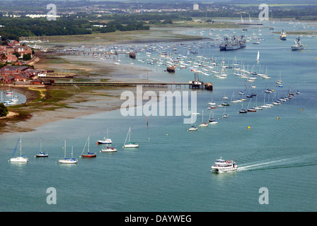 Vue aérienne d'une partie du port de Portsmouth, sur la côte sud de l'Angleterre. Banque D'Images