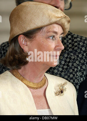 La Reine Paola de Belgique est représentée lors d'une visite de la reine britannique à Bruxelles, Belgique, 12 juillet 2007. Photo : Albert Nieboer Pays-bas OUT Banque D'Images