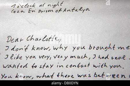 La reproduction publiée le 10 août 2007 montre la traduction en anglais de la lettre de l'élève allemand Marco W. a écrit fin juin 2007 en 13 ans, Charlotte, en détention provisoire à Antalya, Turquie. La traduction a été réalisé et envoyé à Charlotte par une amie de la mère de Marco et n'affiche pas l'écriture du Marco. Depuis quatre mois, l'Allemand 17 ans Marco W. est en détention provisoire turc f Banque D'Images
