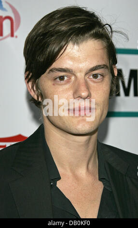 L'acteur Sam Riley pose à la partie pour le film 'Control' pendant le Festival International du Film à W Studio à Toronto, Canada, 07 septembre 2007. Photo : Hubert Boesl Banque D'Images