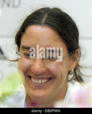 Joueur de l'équipe nationale allemande Birgit Prinz est photographié au cours d'une conférence de presse sur la Coupe du Monde féminine à l'équipe de l'hôtel Radisson à Hangzhou, Chine, 16 septembre 2007. Photo : Carmen Jaspersen Banque D'Images