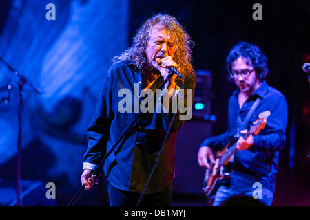 Cary, Caroline du Nord, USA. 20 juillet, 2013. Robert Plant et l'espace sensationnel Shifters effectuer en Caroline du Nord -Photo : Robert Plant Crédit : -La photographie Rockstar/Alamy Live News -0Y7A6730 Banque D'Images